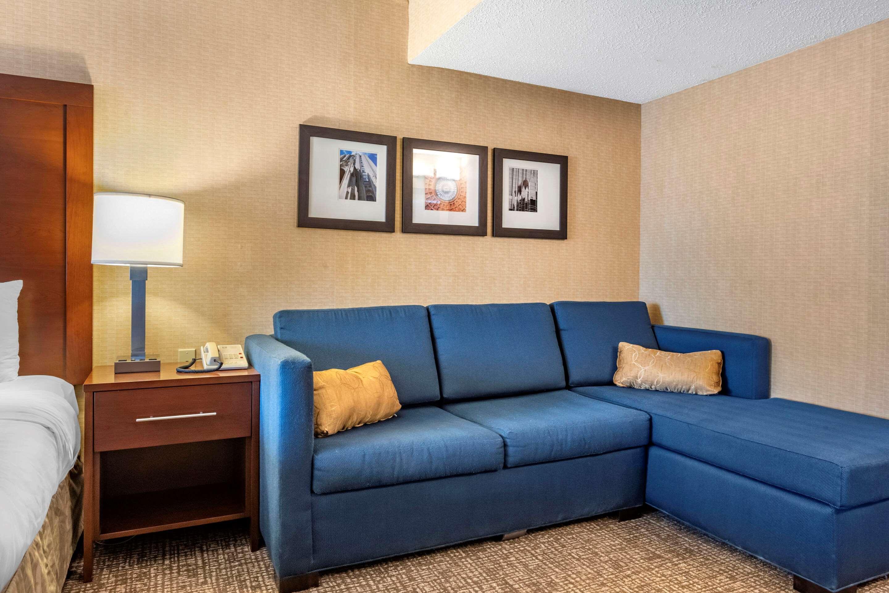 Comfort Meadowlands