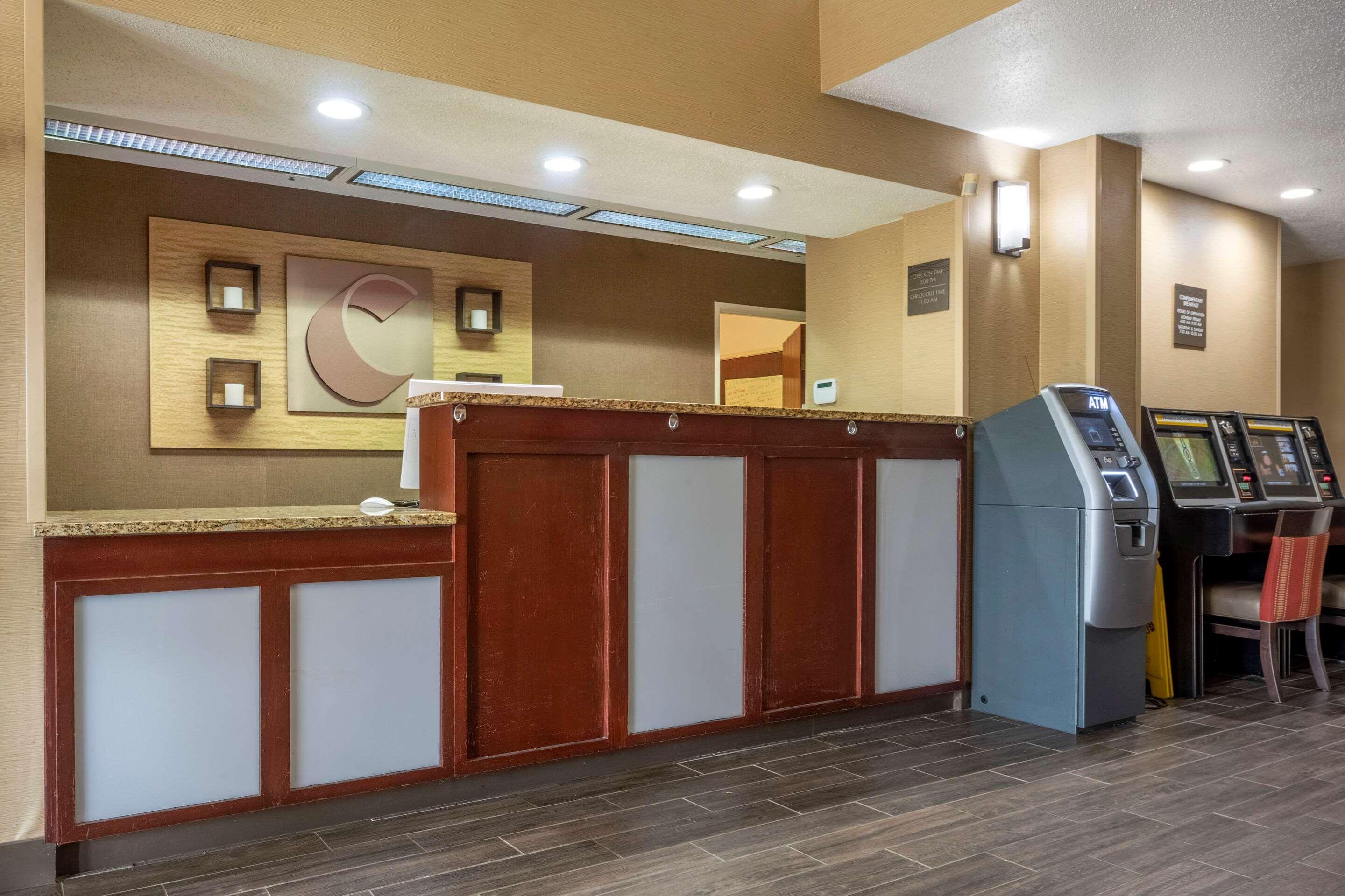 Comfort Meadowlands Inn Washington